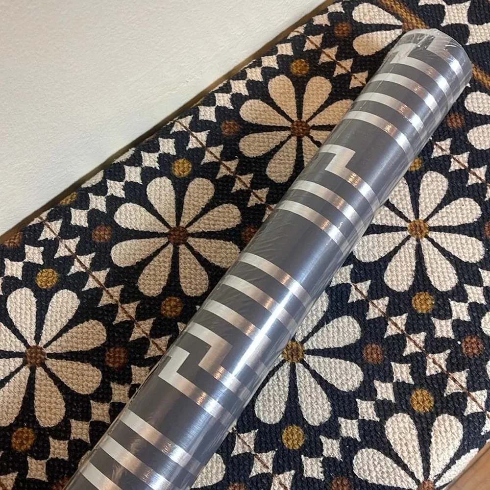 York Wallcoverings De8818 Candice Olson Shimmering Details Velocity Wallpaper